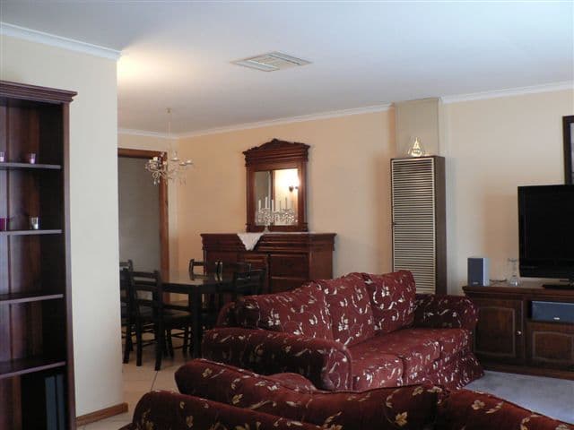 2 Henryk Drive, HILLBANK SA 5112, Hillbank - Thumbnail 2