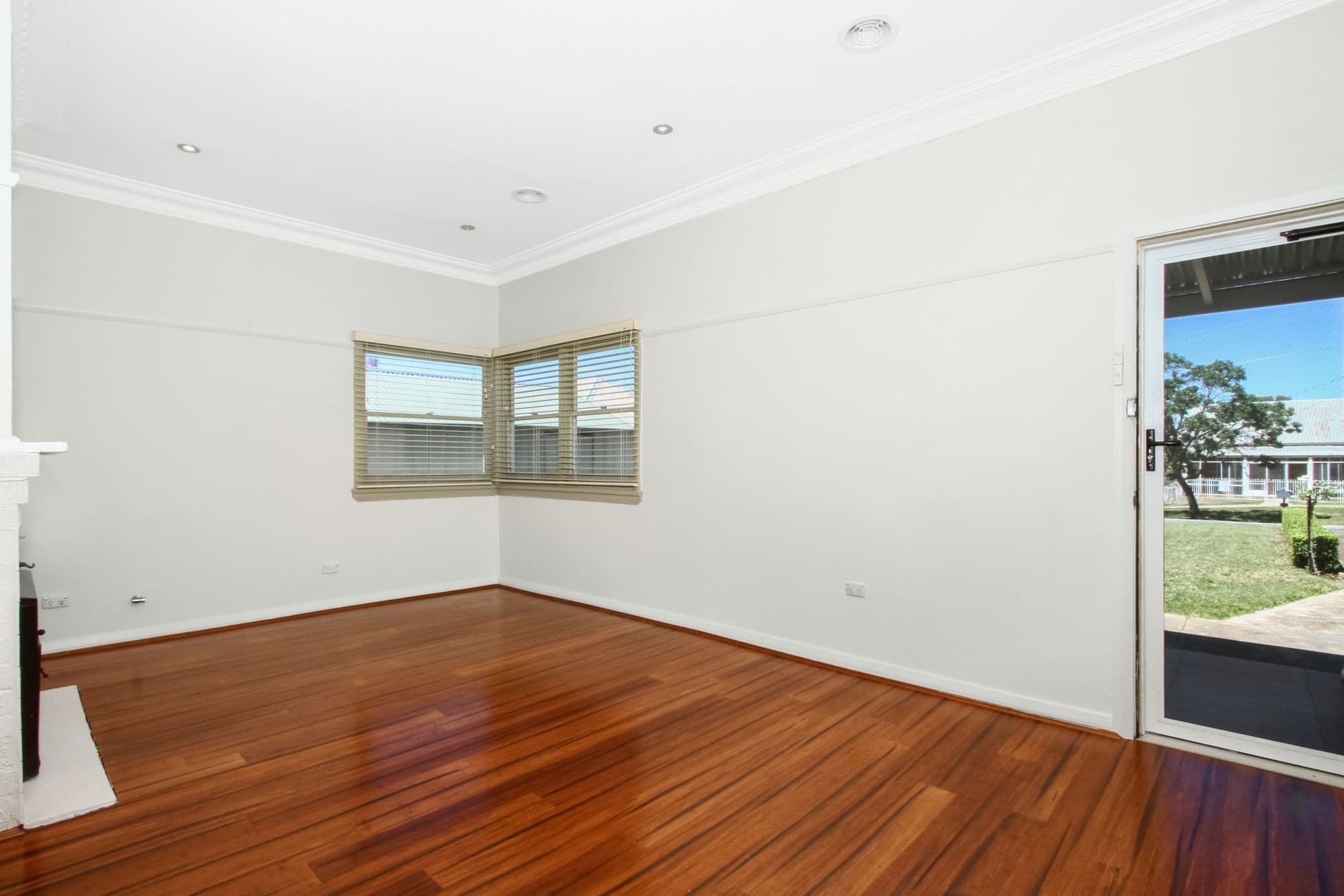 89 Addison Street, Goulburn - Thumbnail 2