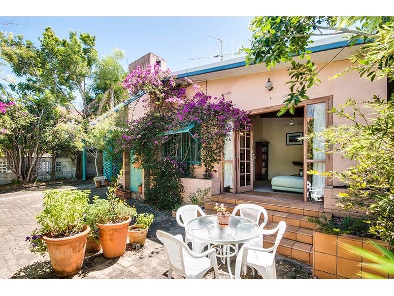 3 Purli Street, Chevron Island QLD 4217, Chevron Island - Image 1