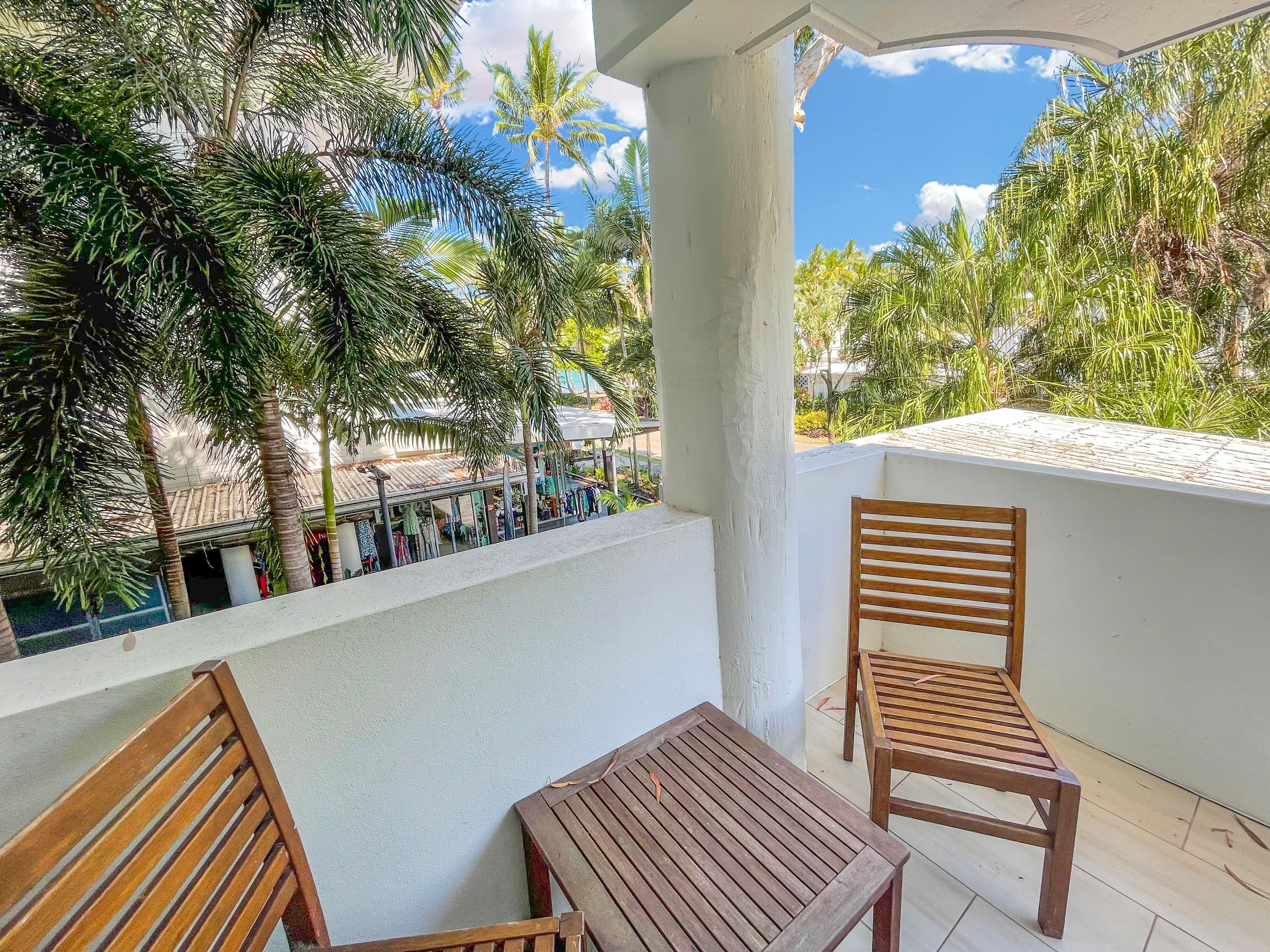 2 Veivers Road, Palm Cove QLD 4879, Palm Cove - Thumbnail 2