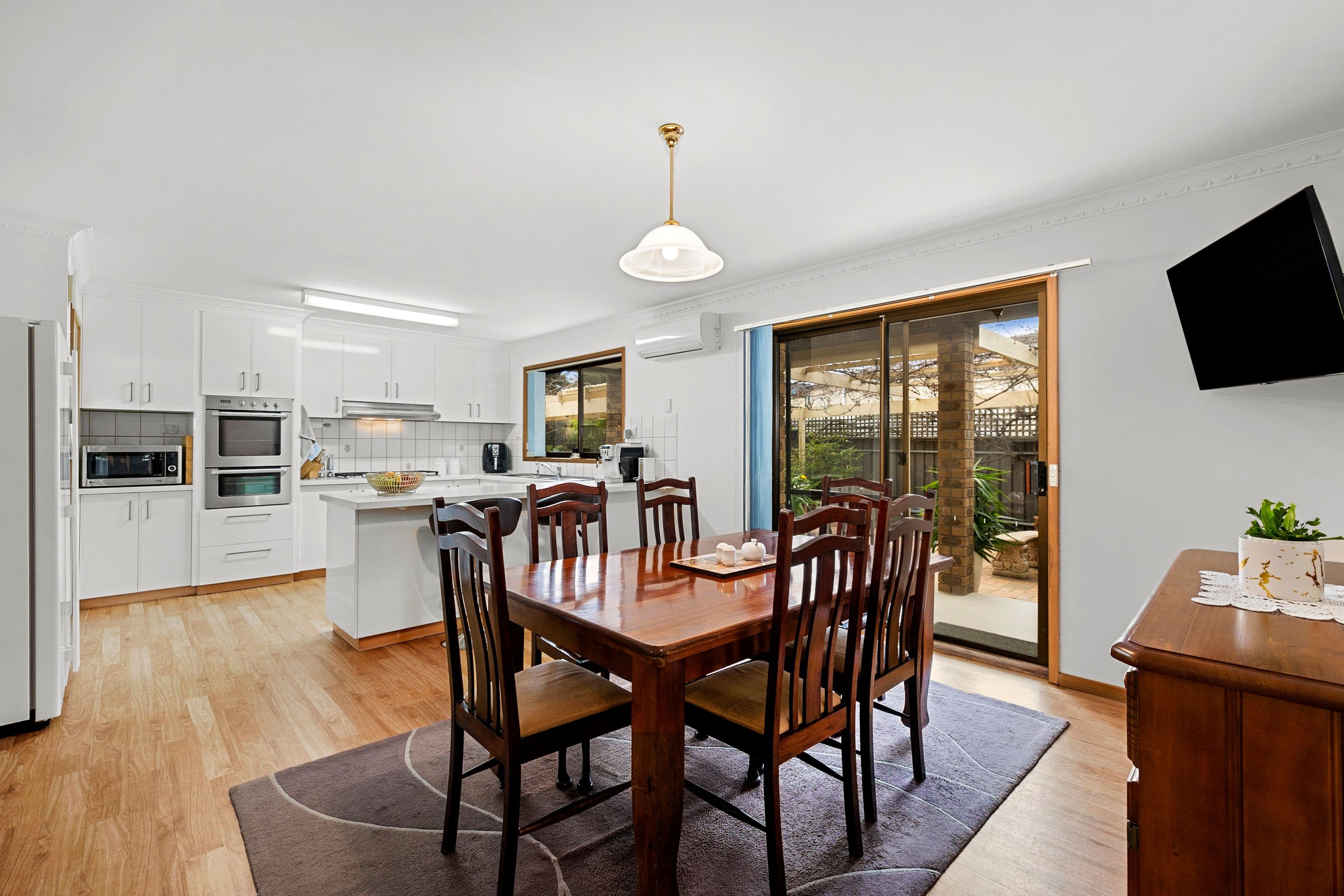 18 Blackie Avenue, Ararat VIC 3377, Ararat - Thumbnail 3