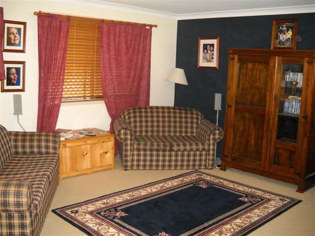 6 Petersens Road, KINGSTHORPE QLD 4400, Kingsthorpe - Thumbnail 2