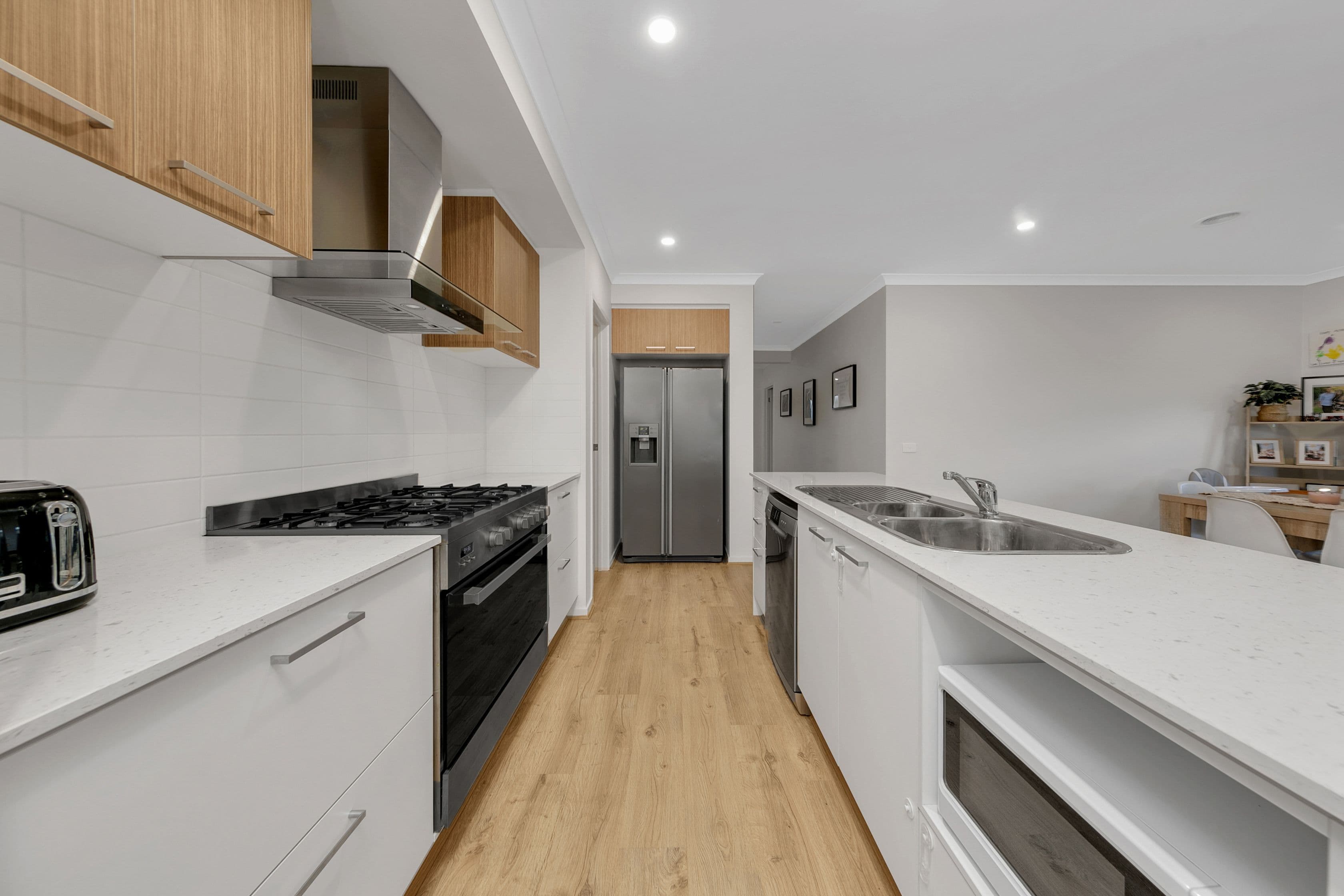 16 Pickering Street, Mickleham VIC 3064, Mickleham - Thumbnail 3