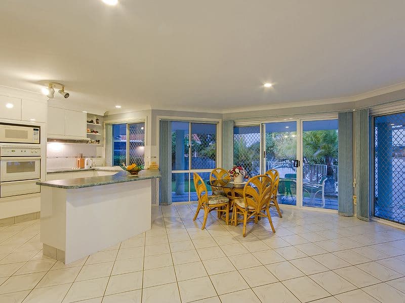 54 Auk Avenue, BURLEIGH WATERS QLD 4220, Burleigh Waters - Thumbnail 3