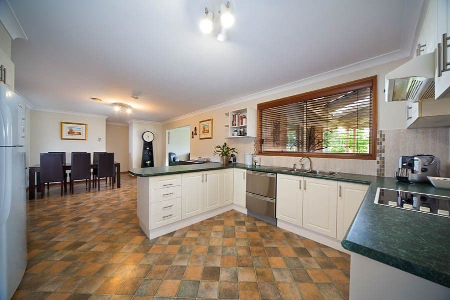 43 Forest Park Road, Blackheath - Thumbnail 4