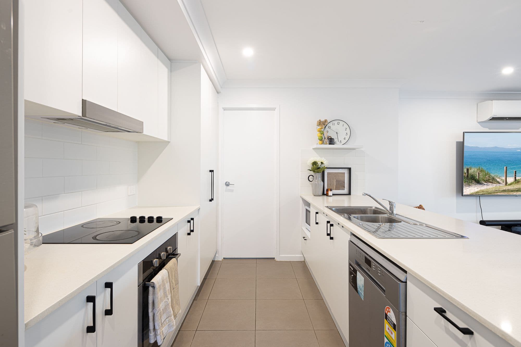 22 Tiffany Street, Newport QLD 4020, Newport - Thumbnail 7