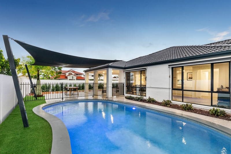 15 Alamein Avenue, Narraweena - Thumbnail 3