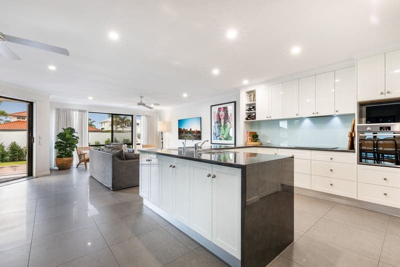 15 Alamein Avenue, Narraweena - Thumbnail 4