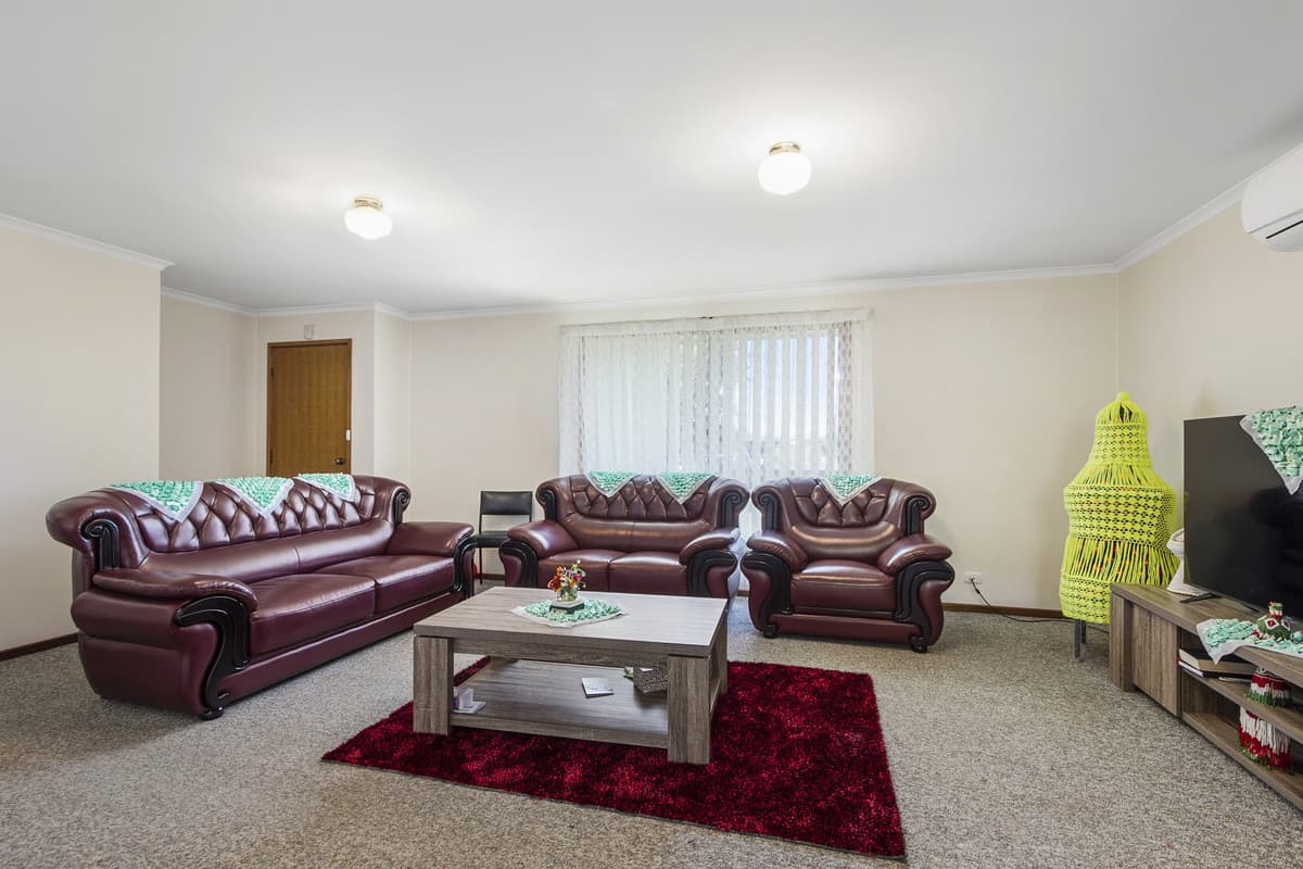 1&2 / 139 Bridle Road, Morwell VIC 3840, Morwell - Thumbnail 3