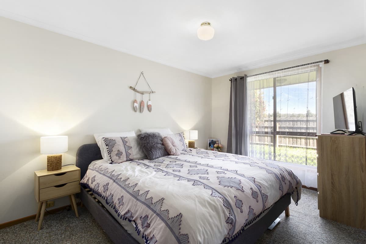 1&2 / 139 Bridle Road, Morwell VIC 3840, Morwell - Thumbnail 6