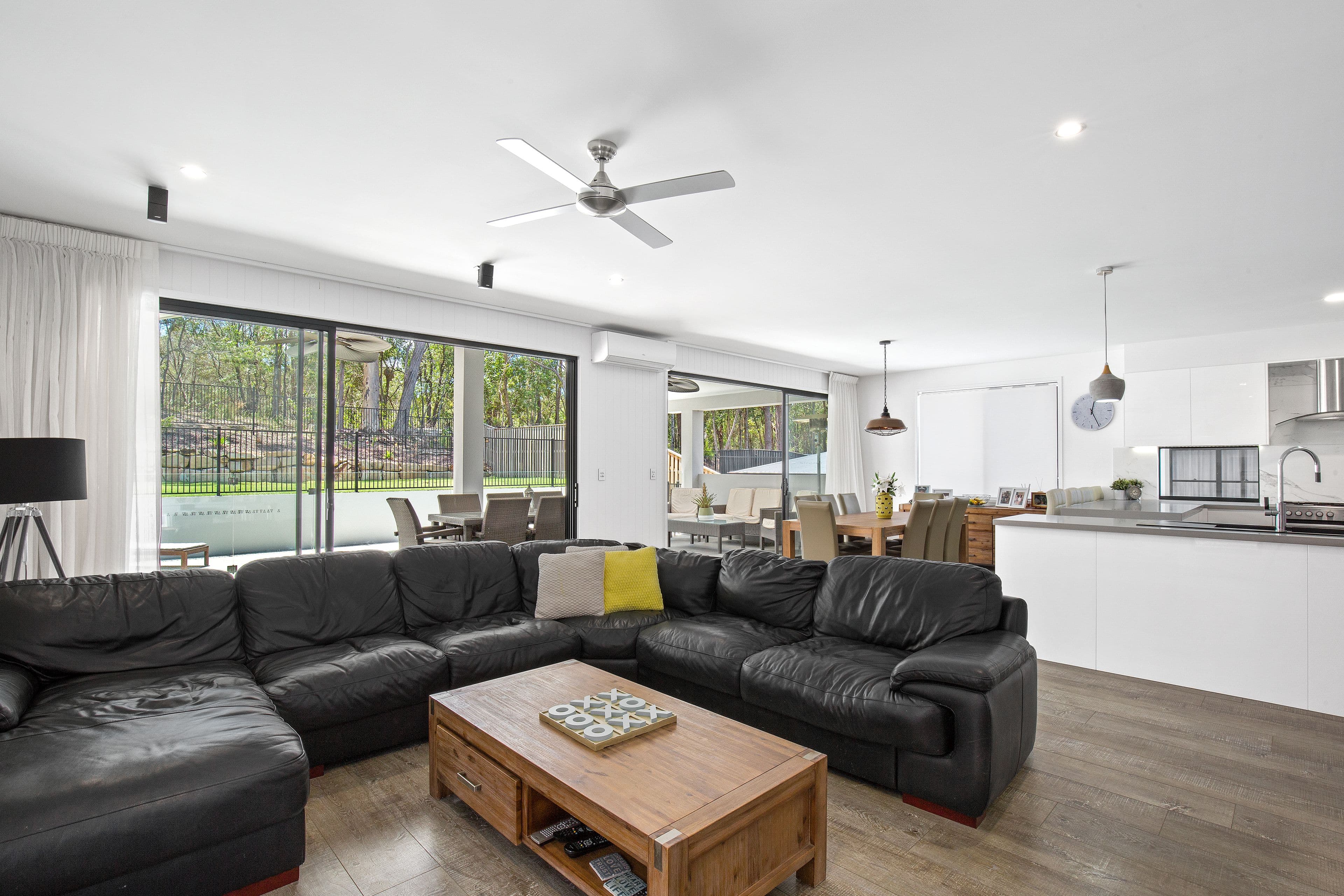 19 Greenview Place, Reedy Creek QLD 4227, Reedy Creek - Thumbnail 4