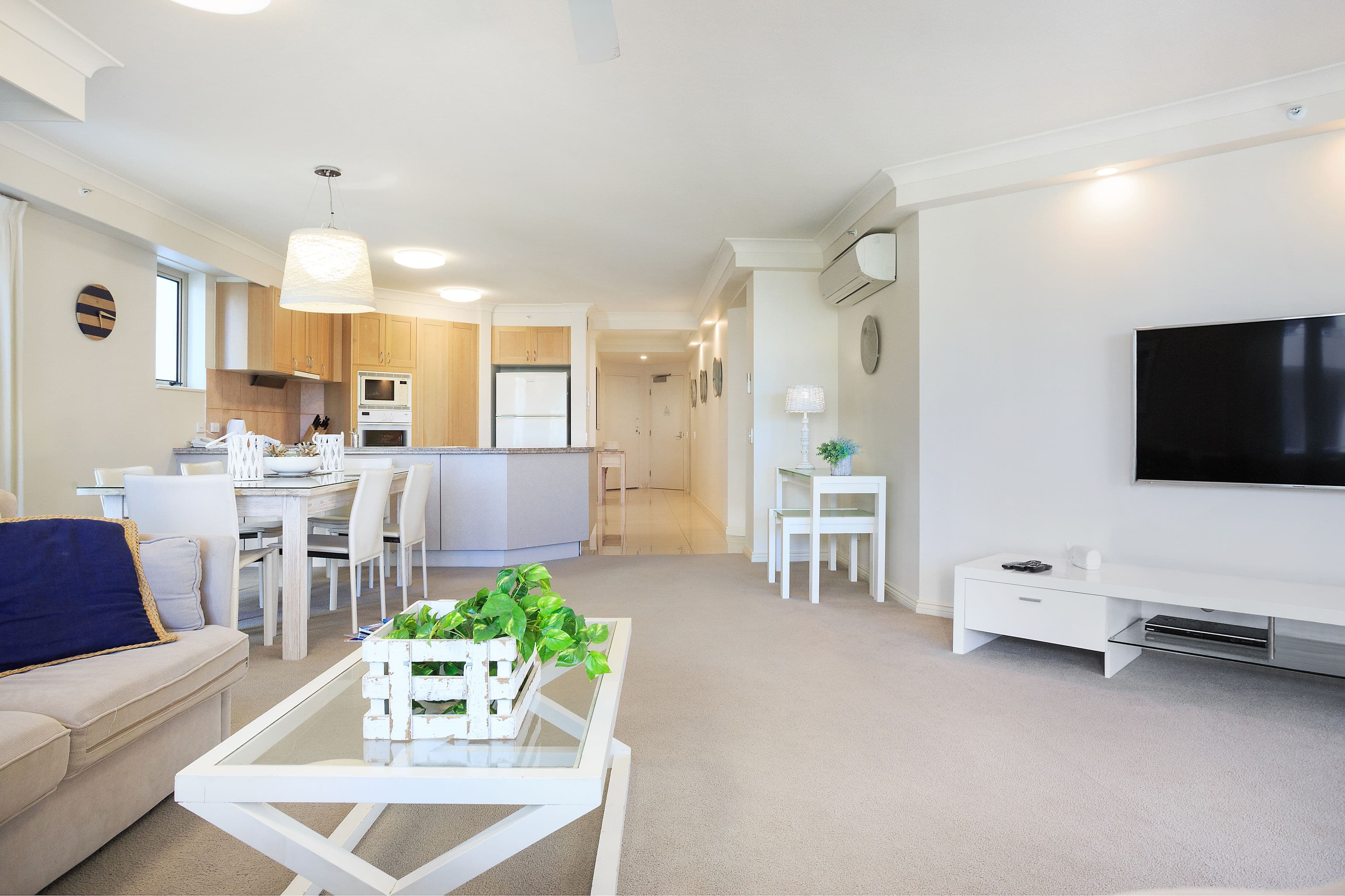 7 Oceana on Broadbeach 100 Old Burleigh Road, Broadbeach QLD 4218, Broadbeach - Thumbnail 3