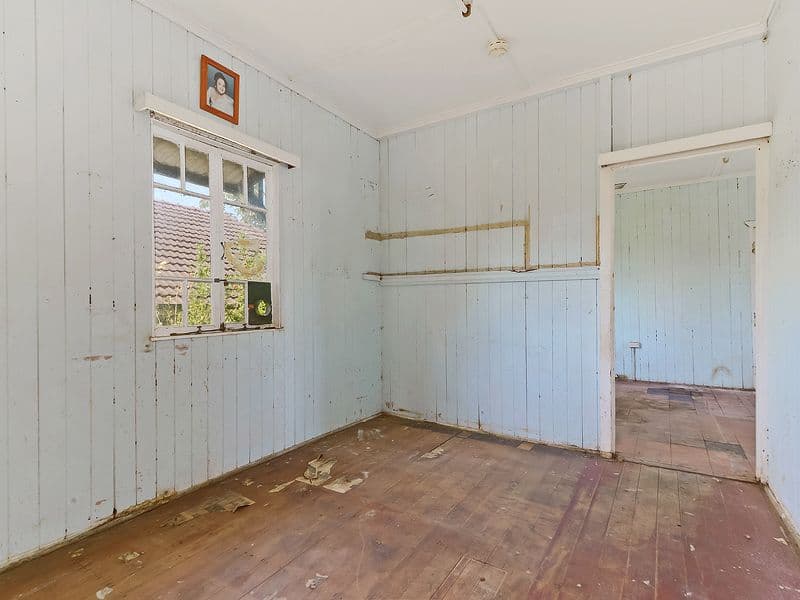 21 Wyllie Street, REDCLIFFE QLD 4020, Redcliffe - Thumbnail 7