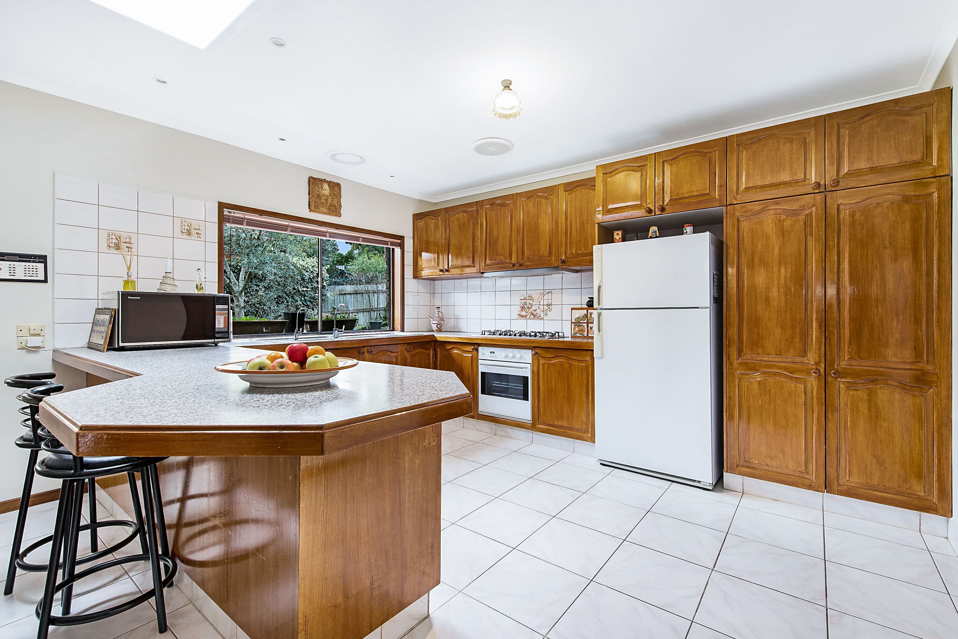 16 Watsons Road, Glen Waverley VIC 3150, Glen Waverley - Thumbnail 5
