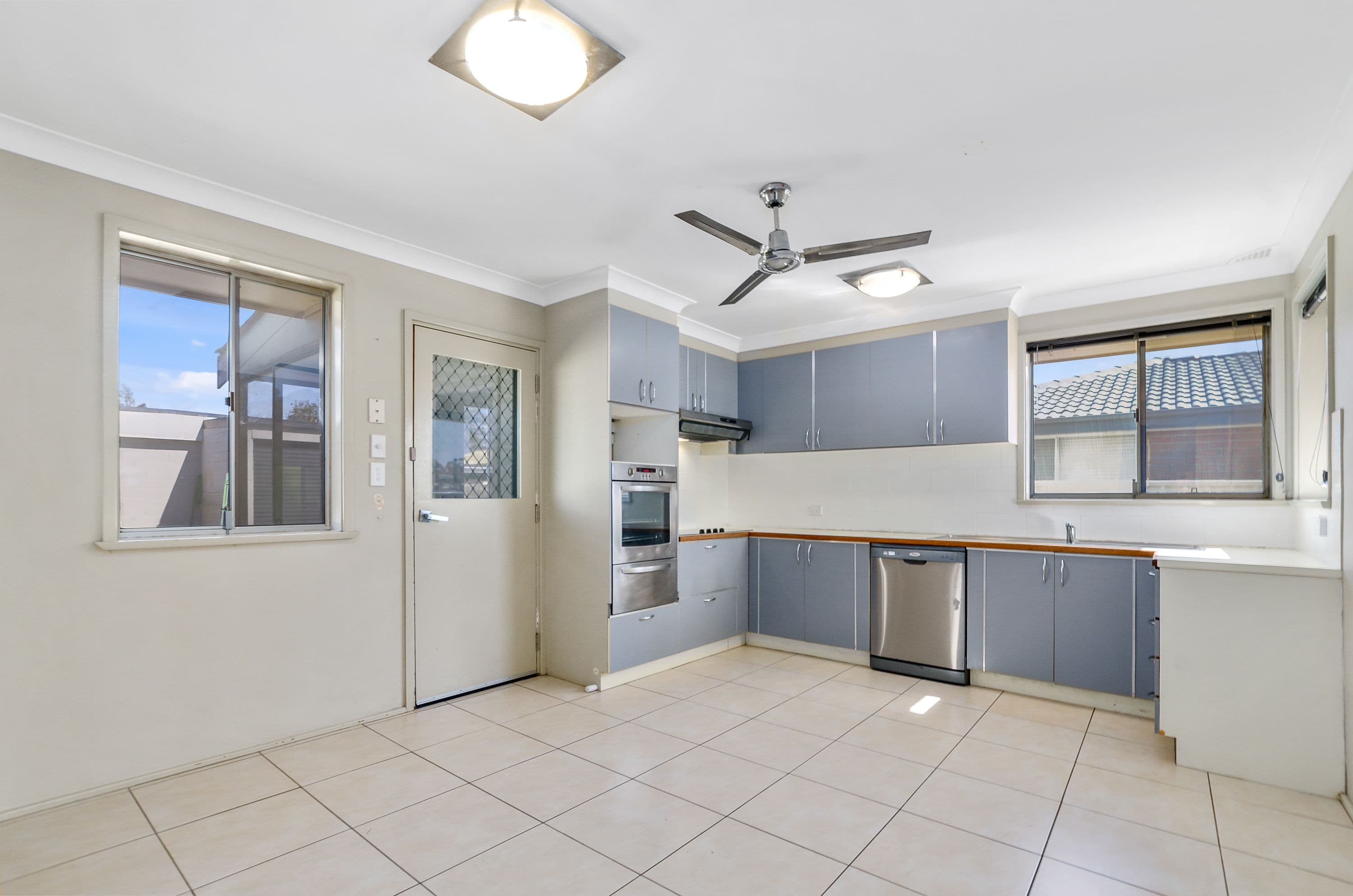 16 Orchid Avenue, Albion Park Rail - Thumbnail 2