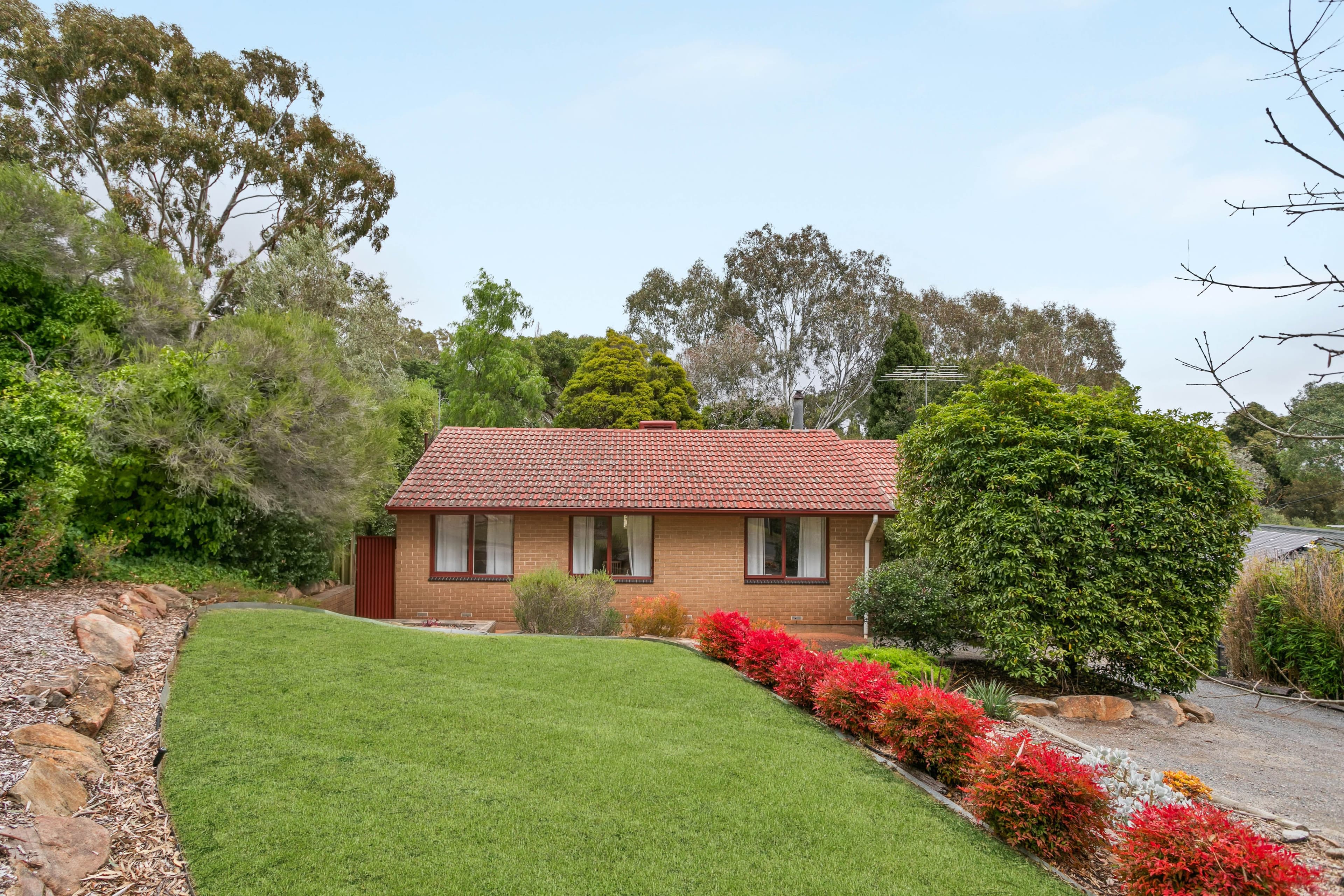 22 Oakdene Crescent, Coromandel Valley SA 5051, Coromandel Valley - Image 1