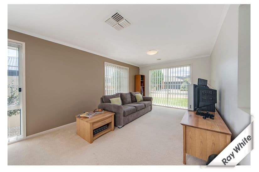 5 Betty Maloney Crescent, BANKS ACT 2906, Banks - Thumbnail 4