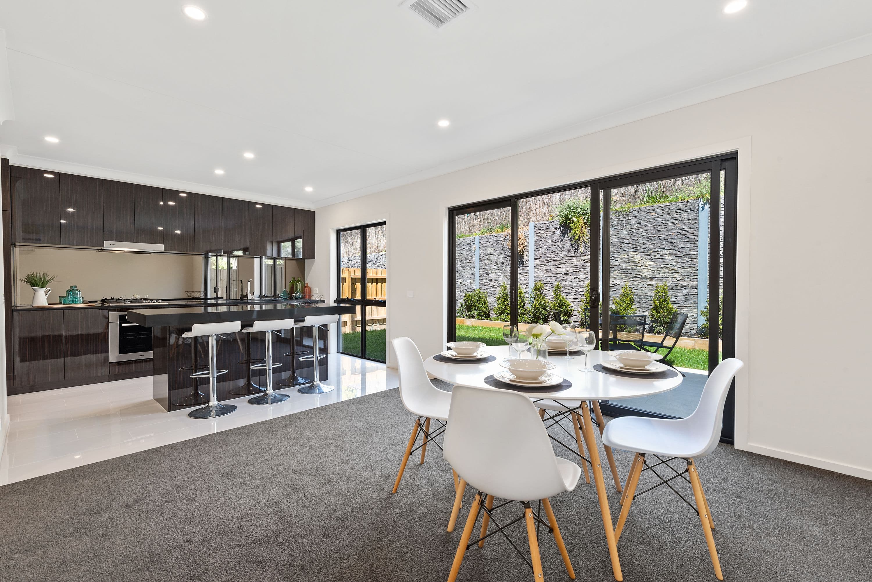 75 Summerhill Road, Footscray - Thumbnail 4