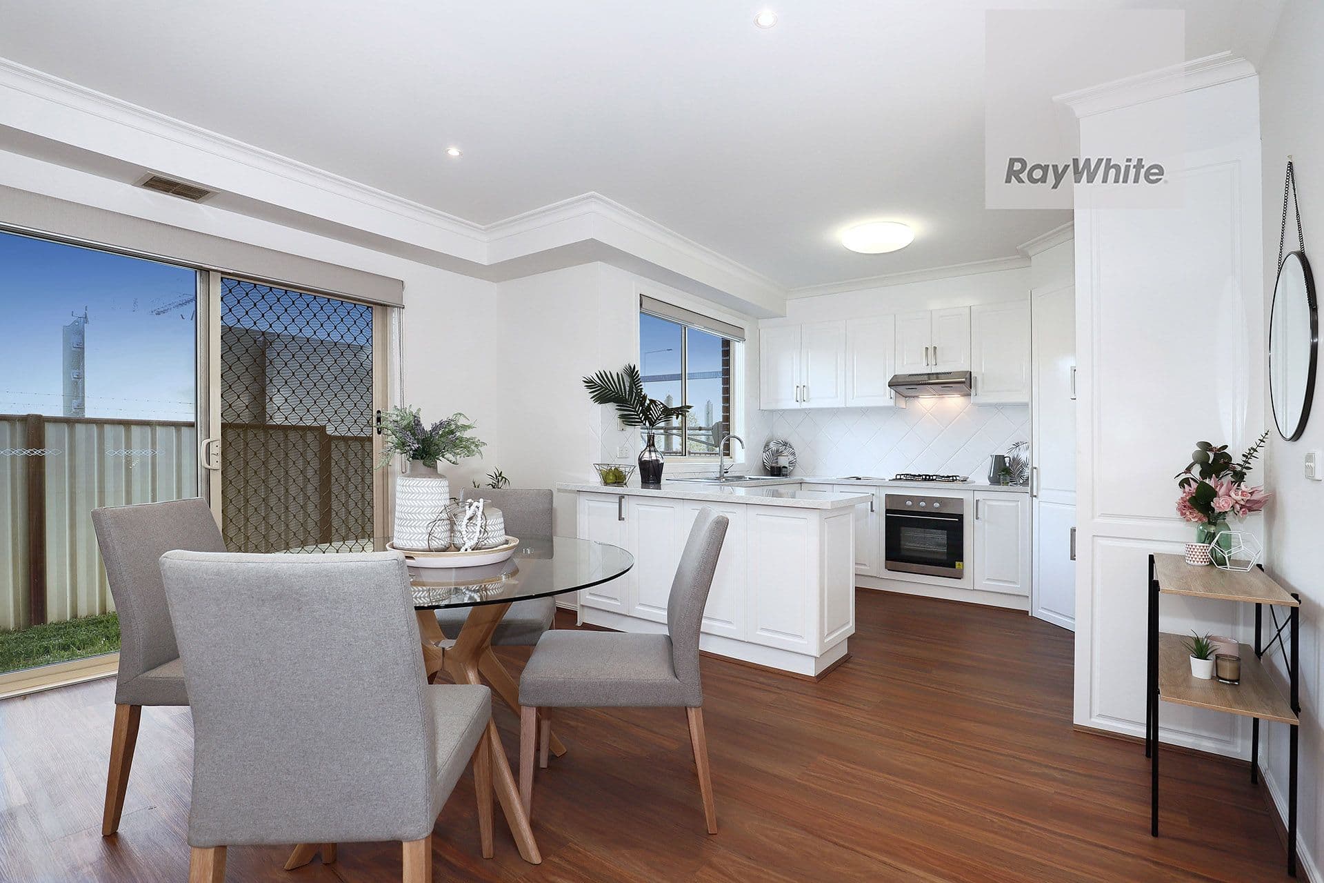 96 Lenoak Street, Gladstone Park VIC 3043, Gladstone Park - Thumbnail 6