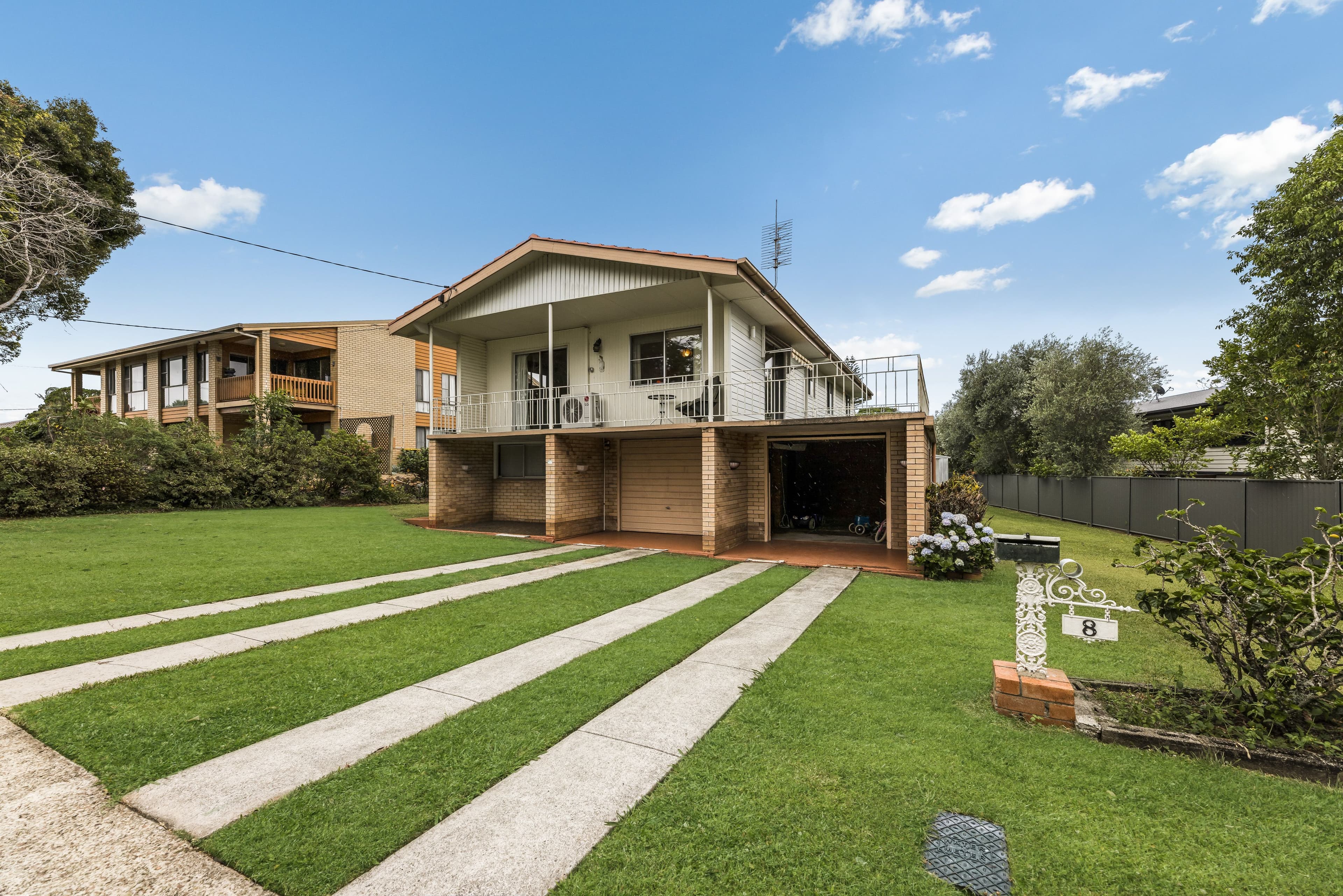 8 Henderson Street, Buderim QLD 4556, Buderim - Thumbnail 2