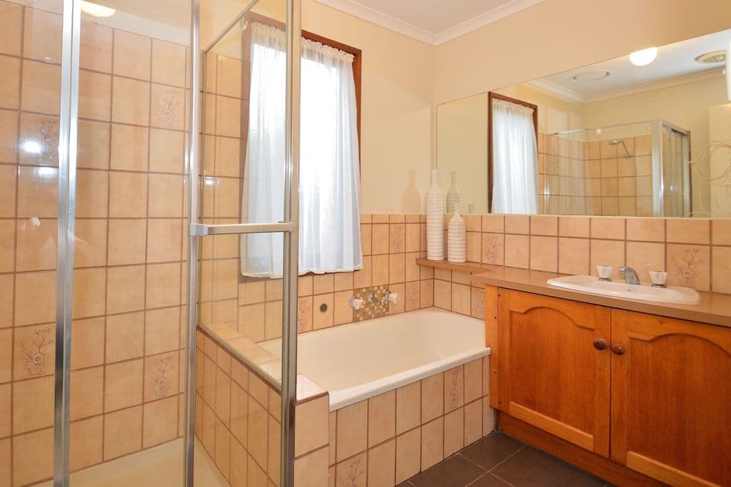 56 Allumba Drive, SAINT HELENA VIC 3088, St Helena - Thumbnail 8
