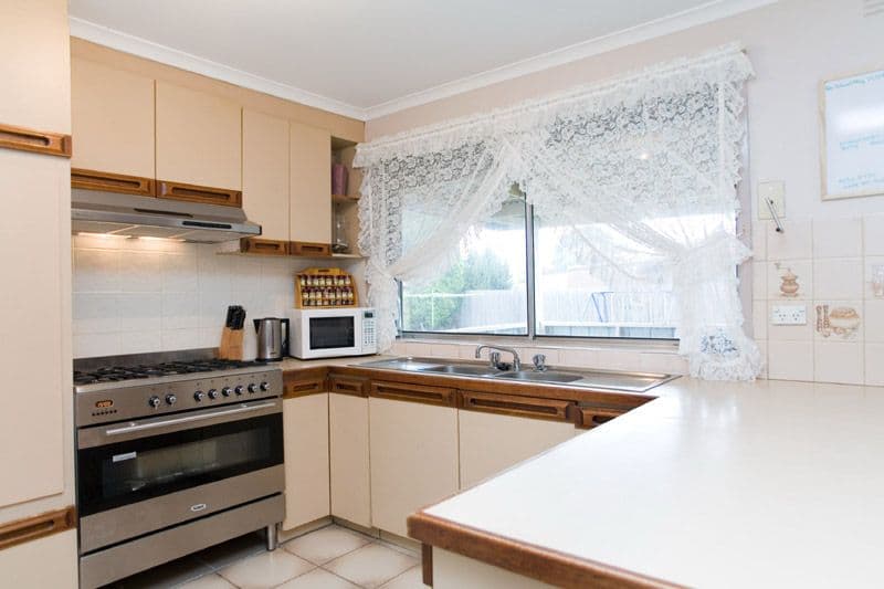 8 Gillespie Place, EPPING VIC 3076, Epping - Thumbnail 4