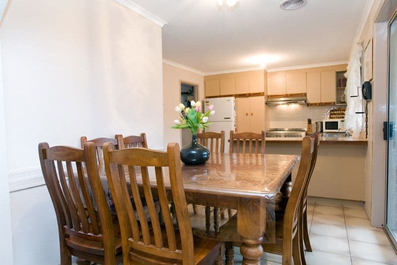 8 Gillespie Place, EPPING VIC 3076, Epping - Thumbnail 5