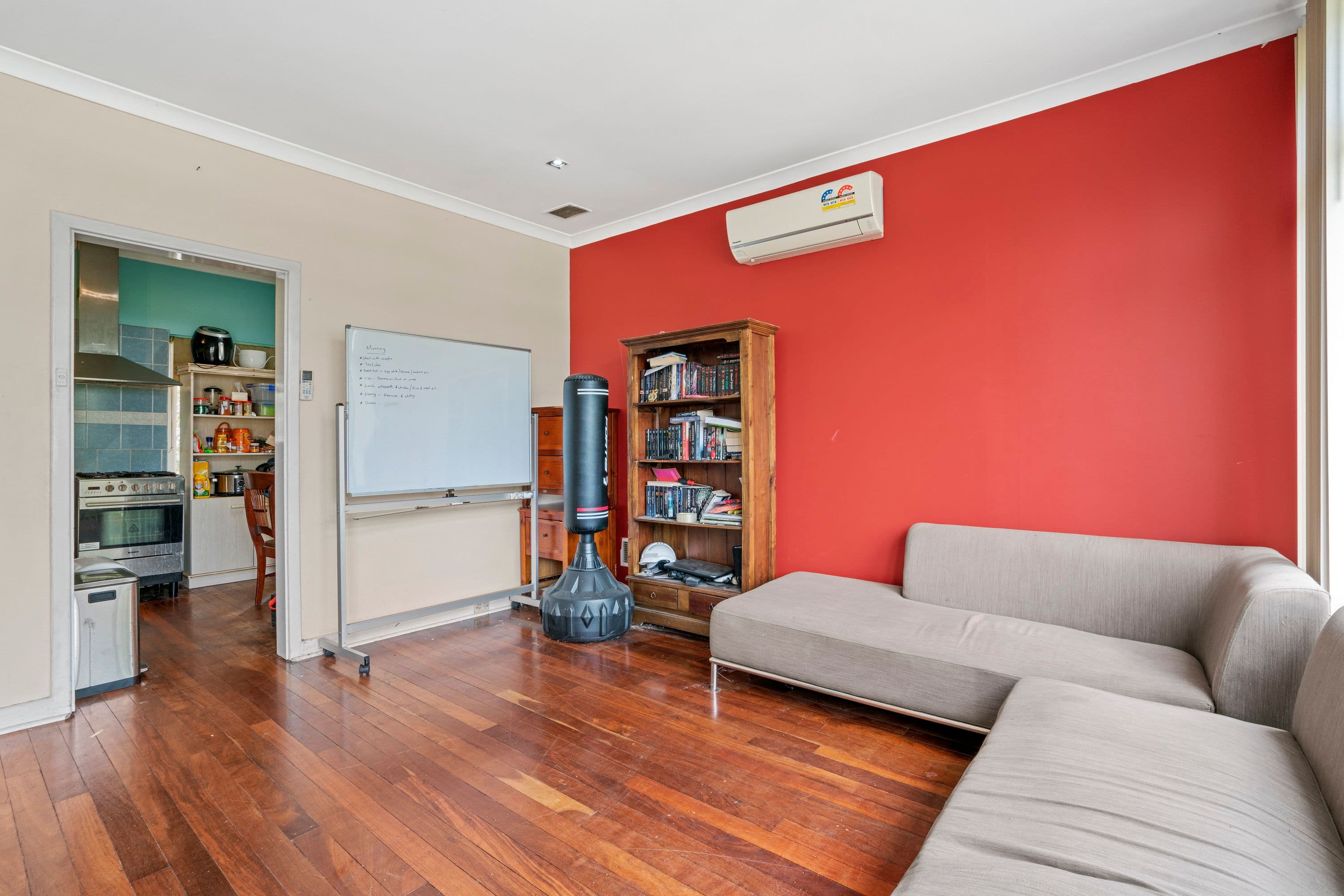 10 Eudoria Street, Gosnells WA 6110, Gosnells - Thumbnail 3