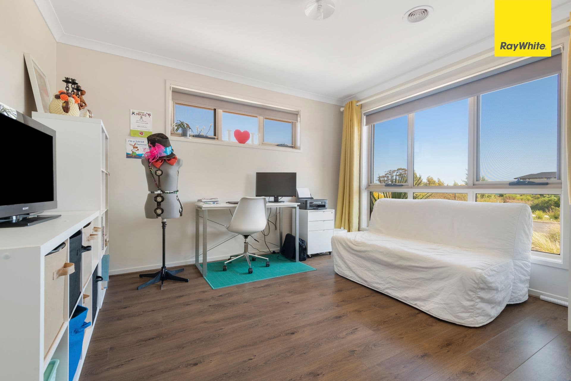 18 Diamond Parade, COBBLEBANK VIC 3338, Cobblebank - Thumbnail 3