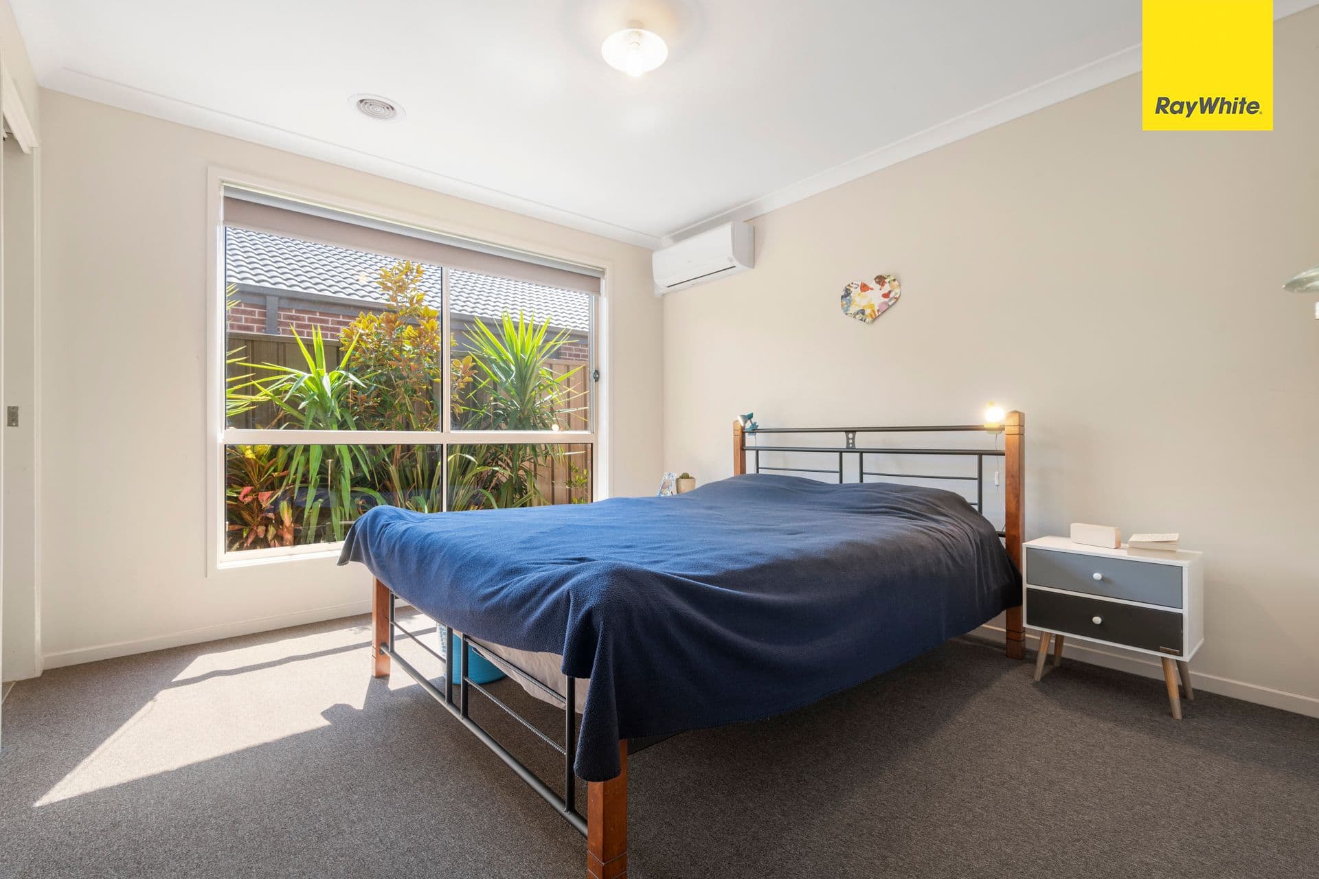 18 Diamond Parade, COBBLEBANK VIC 3338, Cobblebank - Thumbnail 7