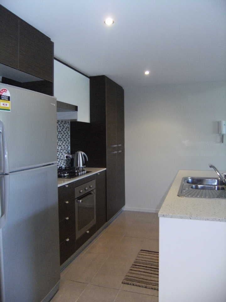 13 Musgrave Avenue, SOUTHPORT QLD 4215, Southport - Thumbnail 3