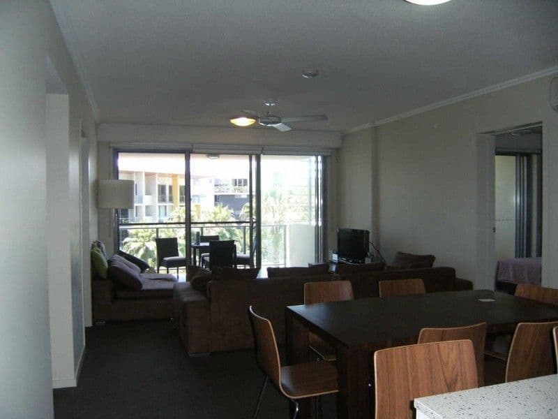 13 Musgrave Avenue, SOUTHPORT QLD 4215, Southport - Thumbnail 4