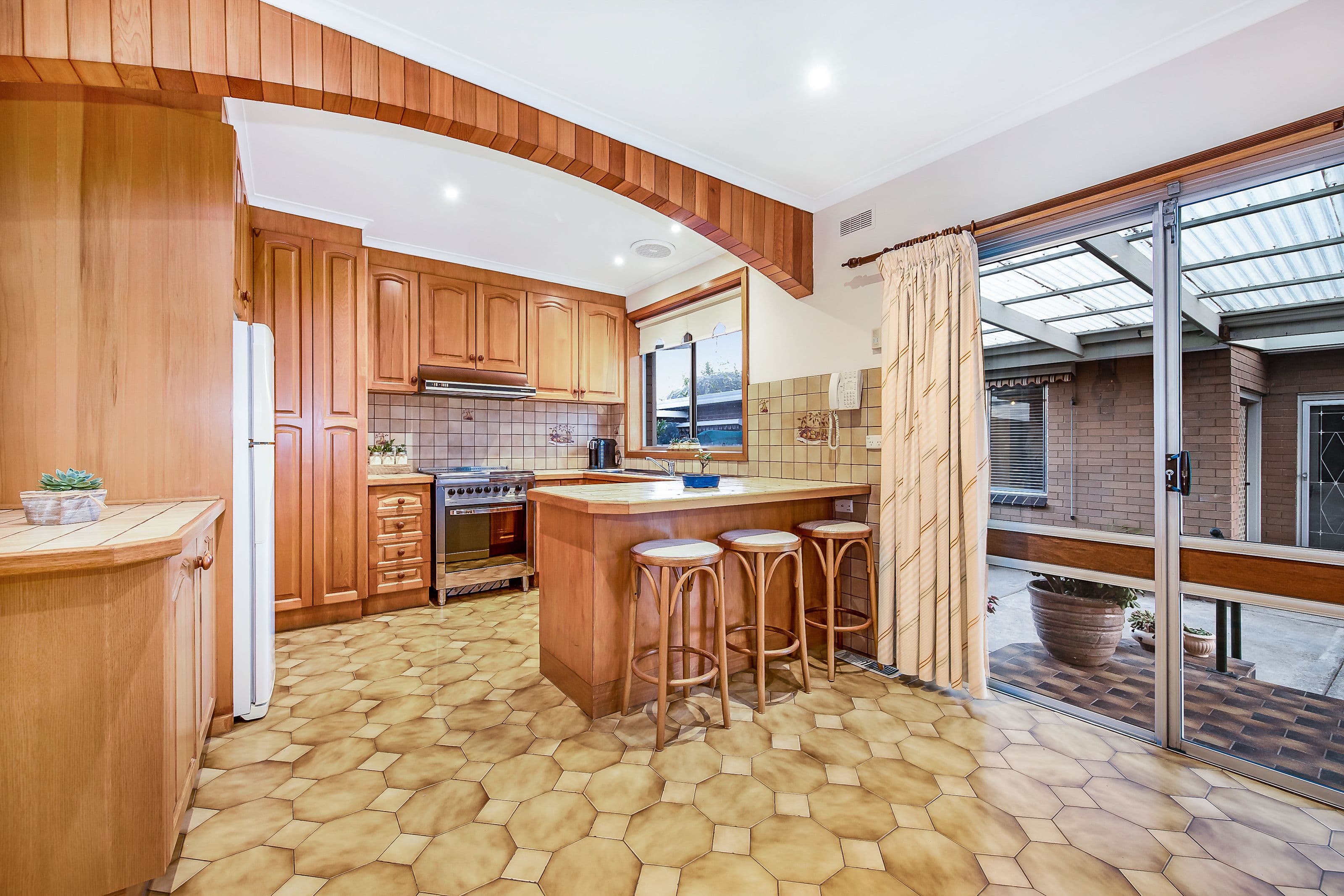 14 Albany Drive, Mulgrave VIC 3170, Mulgrave - Thumbnail 3