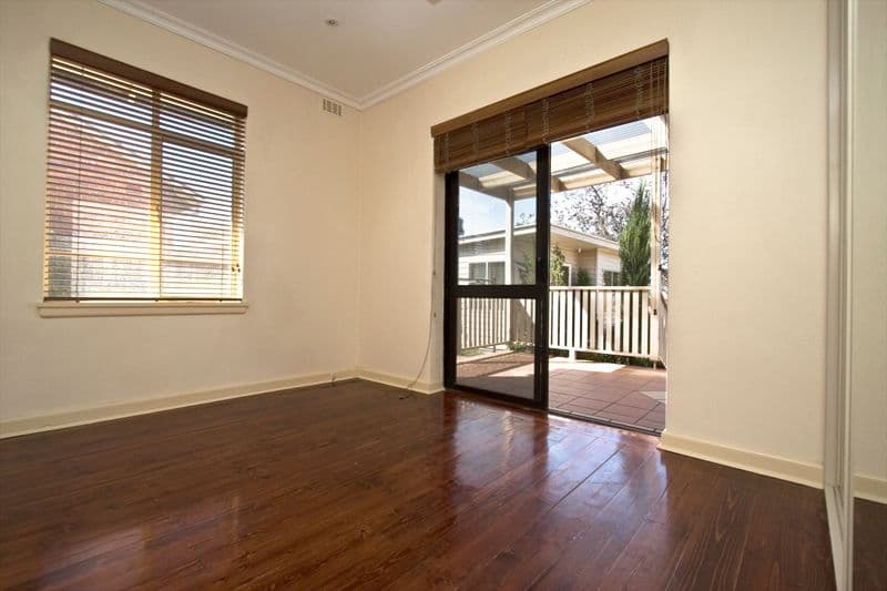 33 Collins Street, HEIDELBERG HEIGHTS VIC 3081, Heidelberg Heights - Thumbnail 6