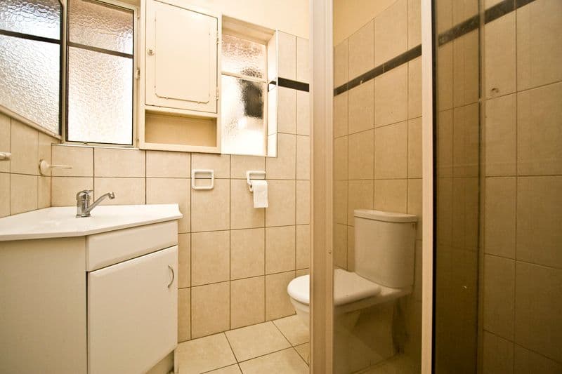 33 Collins Street, HEIDELBERG HEIGHTS VIC 3081, Heidelberg Heights - Thumbnail 7