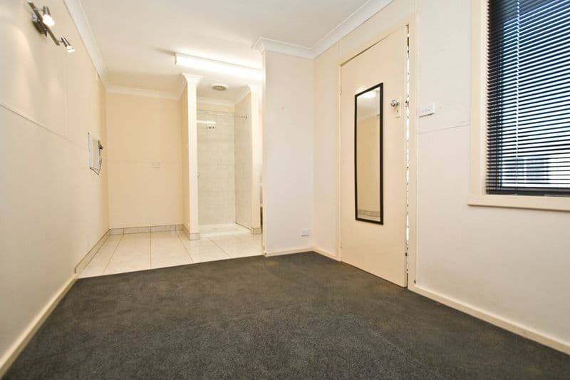33 Collins Street, HEIDELBERG HEIGHTS VIC 3081, Heidelberg Heights - Thumbnail 8