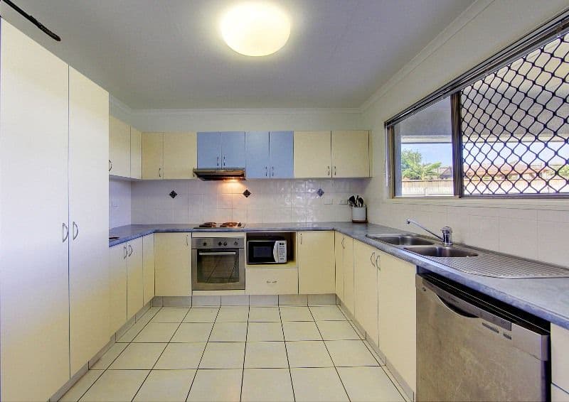 28 Summerlake Circuit, IDALIA QLD 4811, Idalia - Thumbnail 3