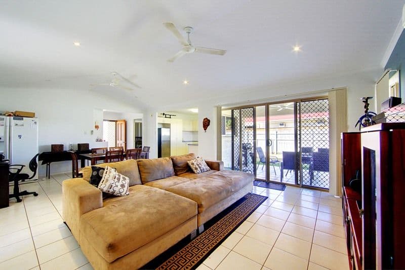 28 Summerlake Circuit, IDALIA QLD 4811, Idalia - Thumbnail 6