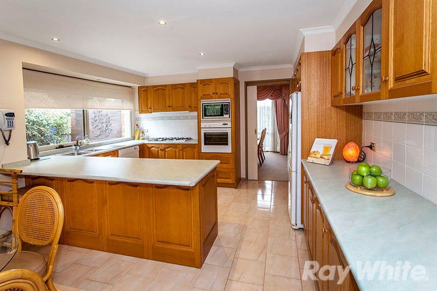 6 Marlene Court, Lysterfield VIC 3156, Lysterfield - Thumbnail 4