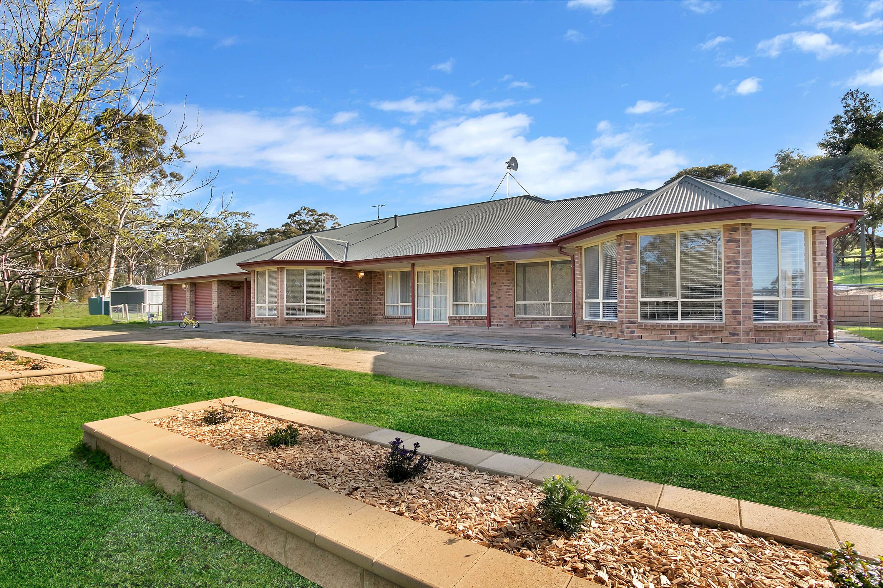 7 William Gilbert Avenue, Cockatoo Valley SA 5351, Cockatoo Valley - Thumbnail 2