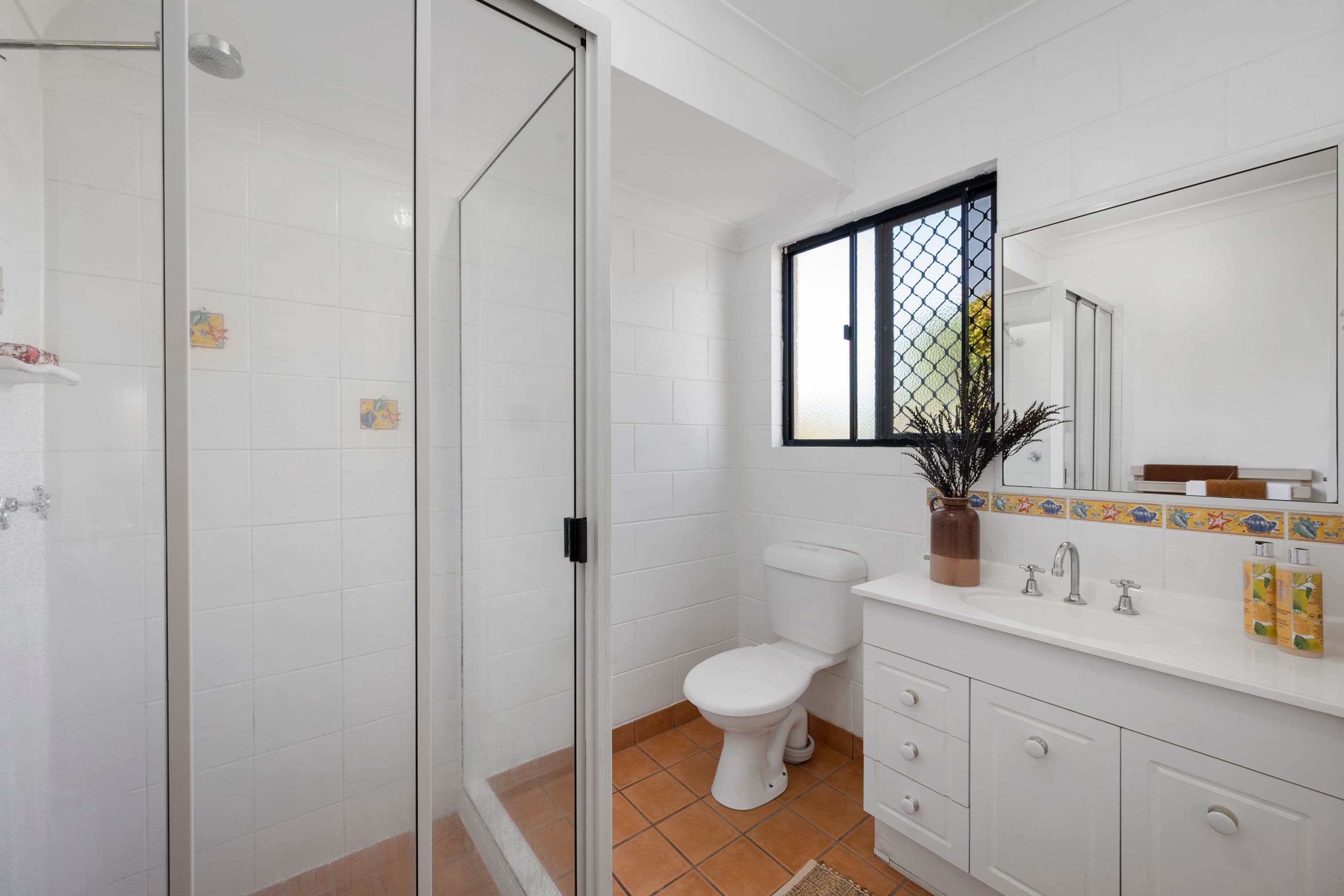 24 Gloucester Crescent, Wulguru QLD 4811, Wulguru - Thumbnail 7