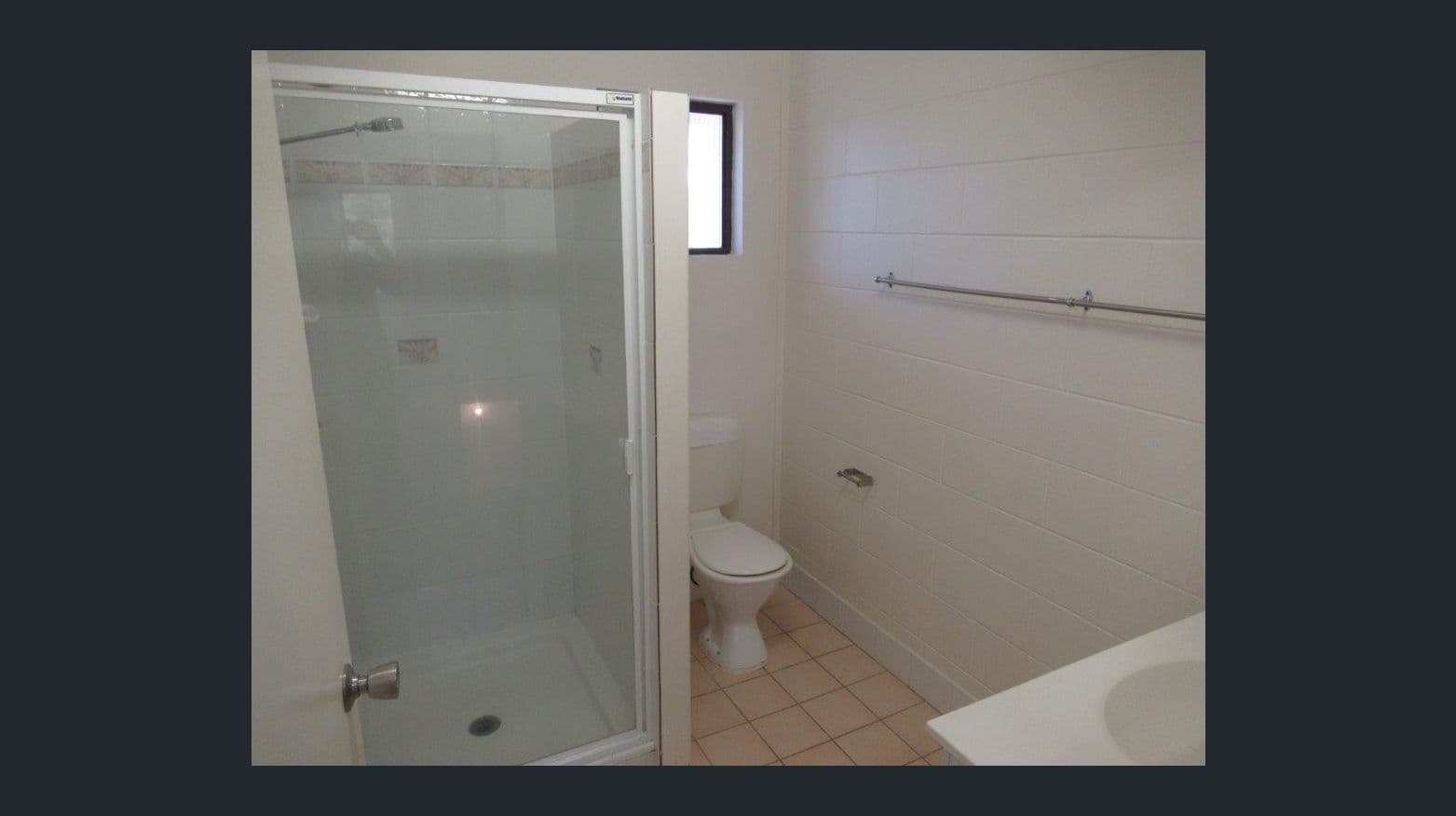 4 Wyndham Avenue, Boyne Island QLD 4680, Boyne Island - Thumbnail 8