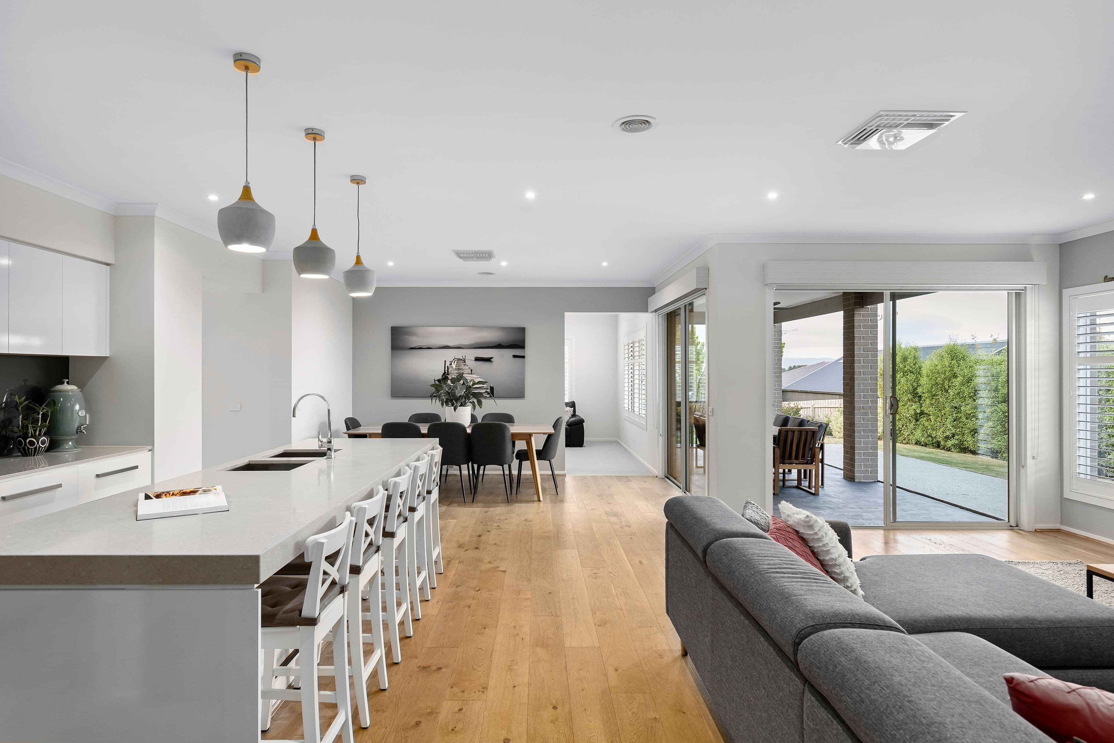 22 Hurst Street, Gisborne VIC 3437, Gisborne - Thumbnail 6