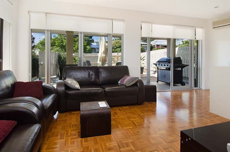 118 Milsom Street, COORPAROO QLD 4151, Coorparoo - Thumbnail 3