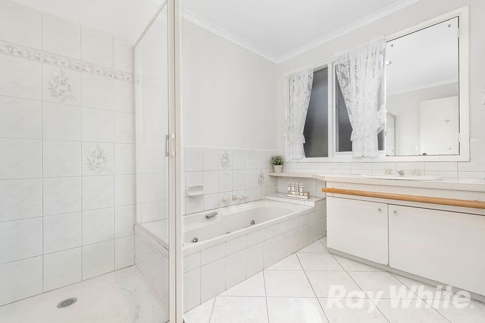 71 Haverbrack Drive, Mulgrave VIC 3170, Mulgrave - Thumbnail 8