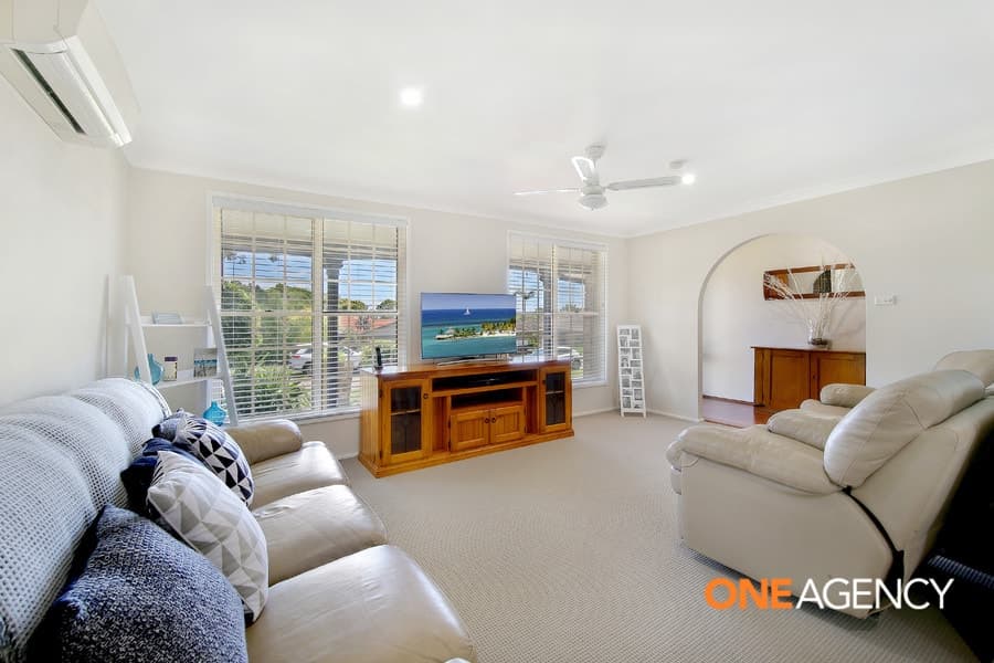 9 Boyd Place, Barden Ridge, Barden Ridge - Thumbnail 2
