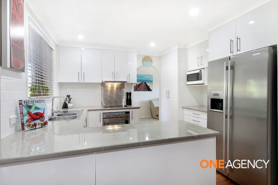 9 Boyd Place, Barden Ridge, Barden Ridge - Thumbnail 3