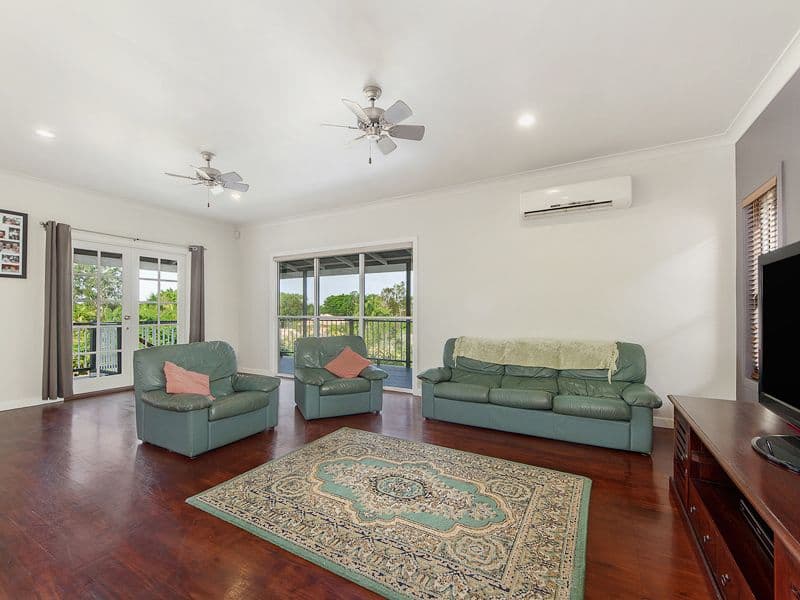 35 Longmorn Crescent, Merrimac QLD 4226, Merrimac - Thumbnail 8