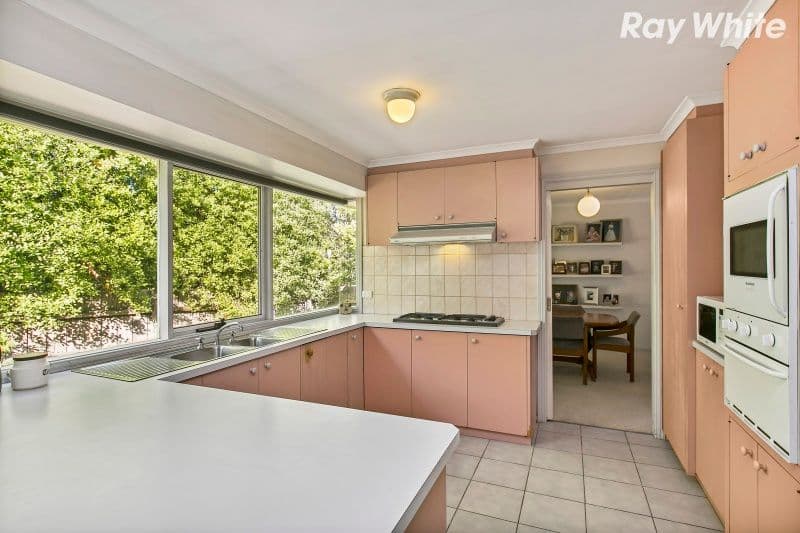 9 Irving Road, Pakenham VIC 3810, Pakenham - Thumbnail 2