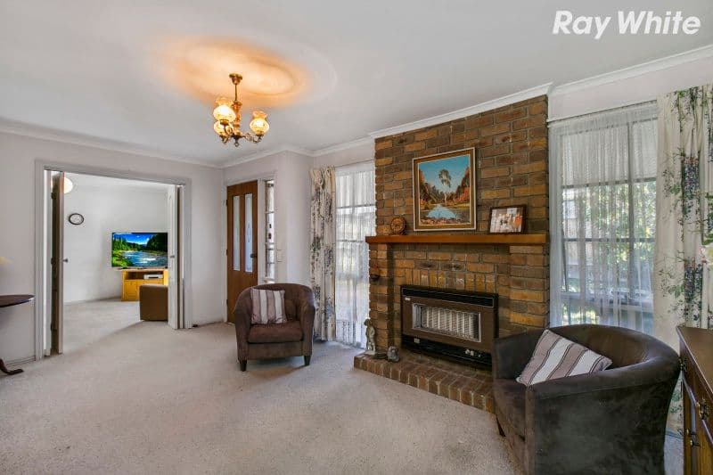 9 Irving Road, Pakenham VIC 3810, Pakenham - Thumbnail 3